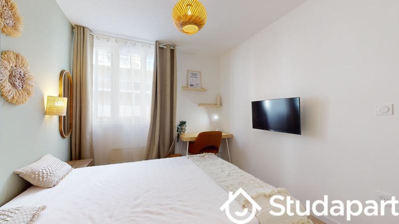 Chambre - 12 m² - 1 pièce