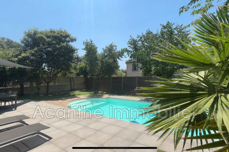 Maison - 175 m² - 7 pièces