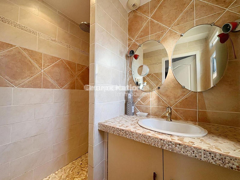 Maison - 137 m² - 6 pièces