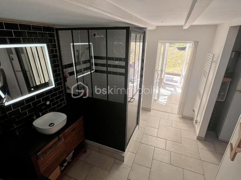 Maison ancienne - 192 m² - 6 pièces