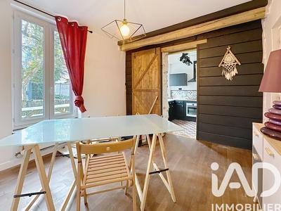 Maison - 95 m² - 4 pièces