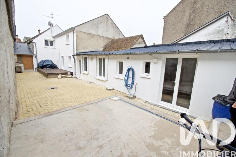 Maison - 98 m² - 5 pièces
