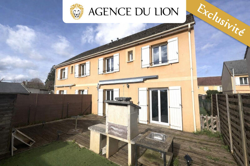 Maison - 90 m² - 6 pièces