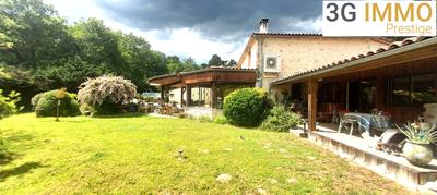 Villa - 479 m² - 15 pièces