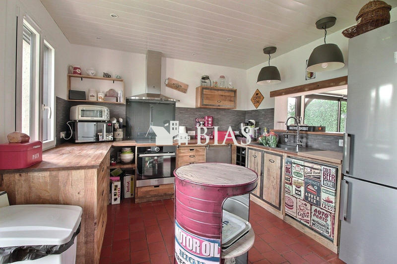 Maison - 136 m² - 5 pièces