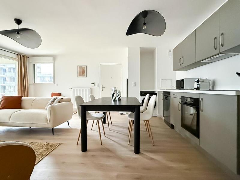 Chambre - 9 m² - 1 pièce