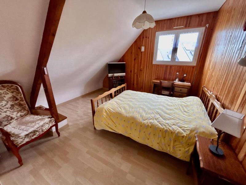 Pavillon - 150 m² - 7 pièces