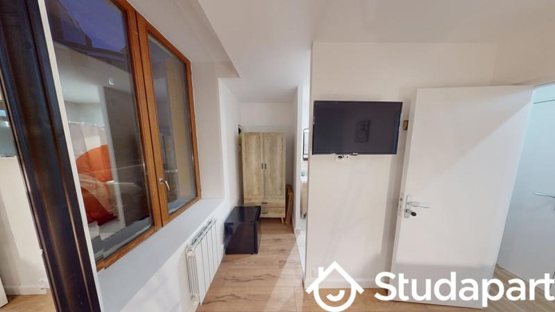 Chambre - 10 m² - 1 pièce