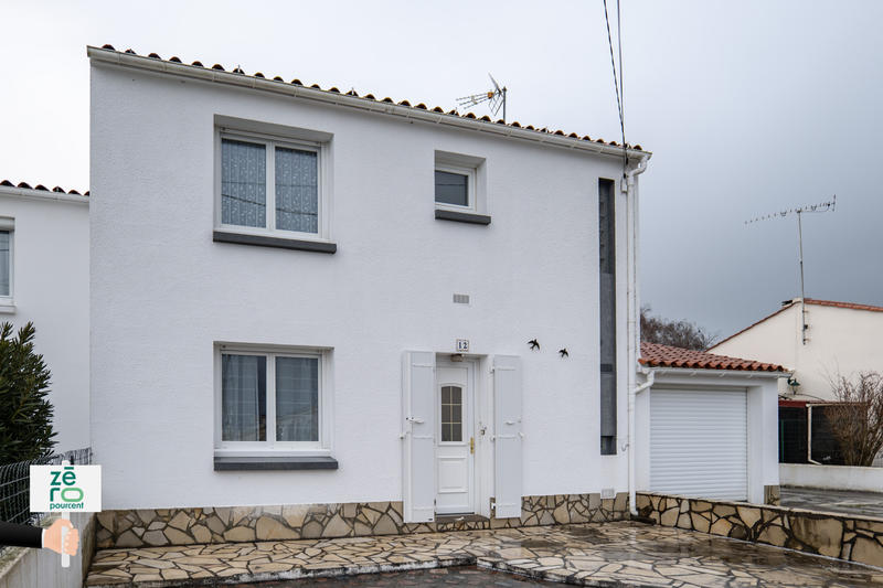 Maison - 94 m² - 5 pièces