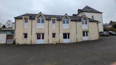 Immeuble - 2 200 m²