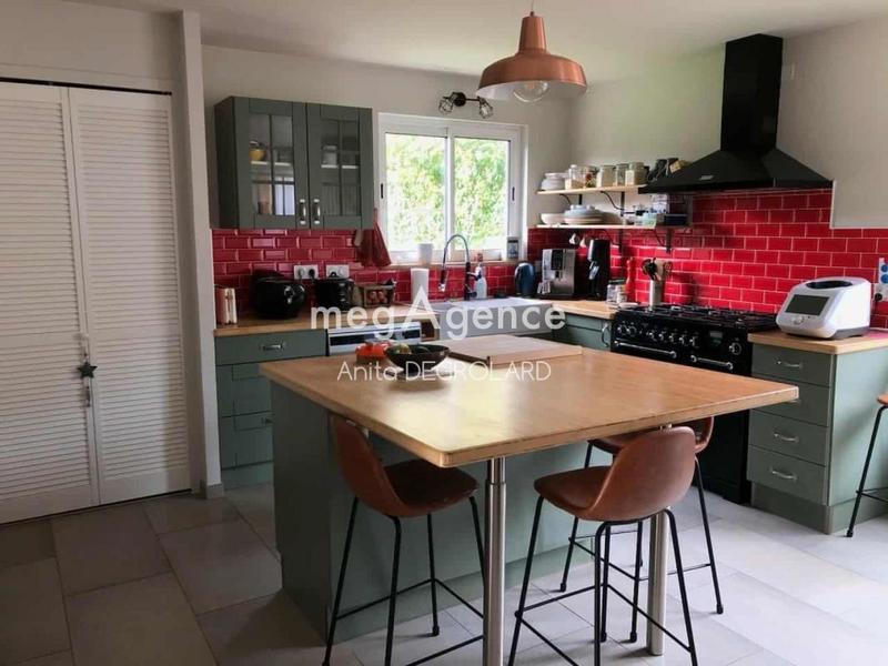 Maison traditionnelle - 110 m² - 4 pièces