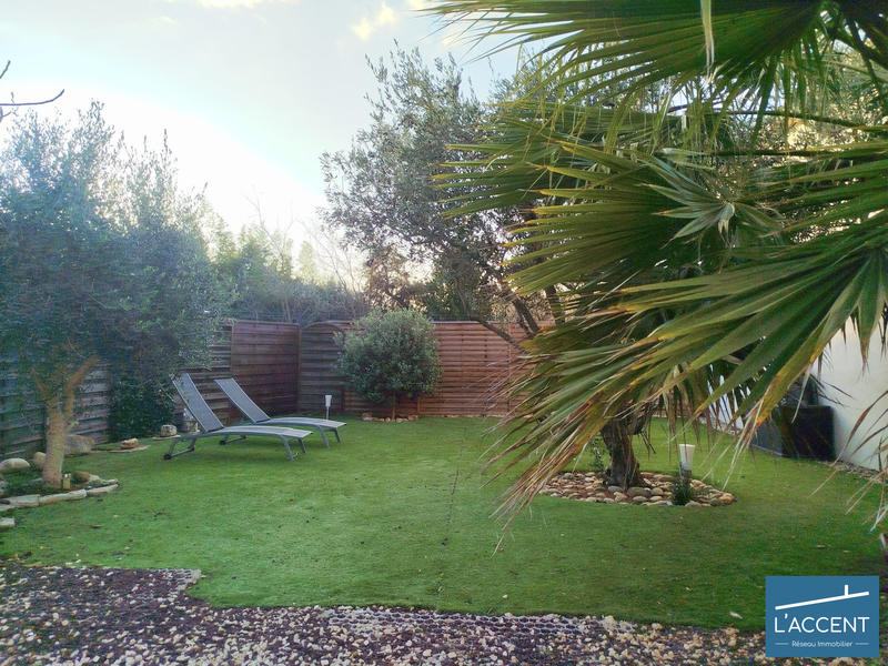 Maison - 210 m² - 6 pièces