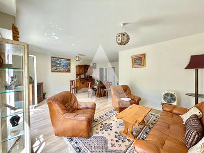 Appartement - 117 m² - 6 pièces