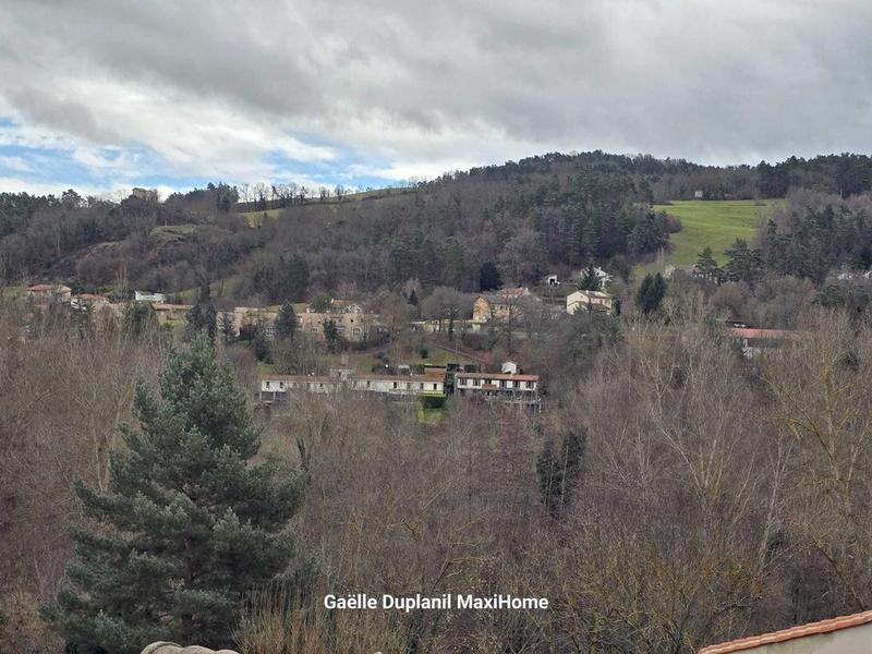 Maison - 75 m² - 5 pièces