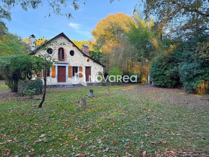 Maison - 93 m² - 4 pièces