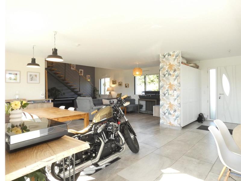 Maison - 174 m² - 7 pièces