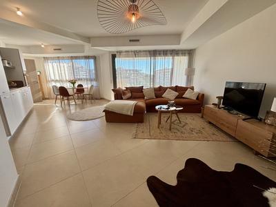 Appartement - 109 m² - 4 pièces