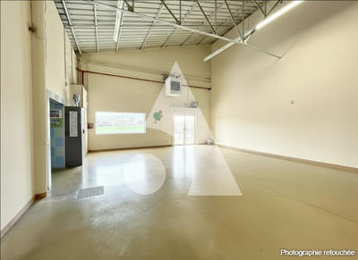 Local commercial - 340 m²