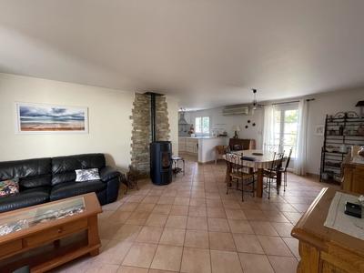 Maison - 90 m² - 4 pièces