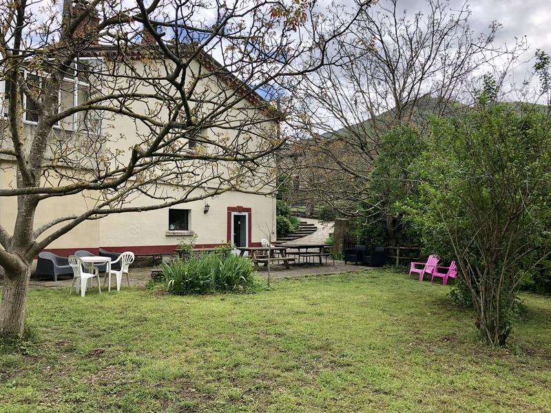 Villa - 337 m² - 15 pièces