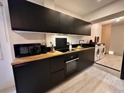 Appartement - 80 m² - 3 pièces