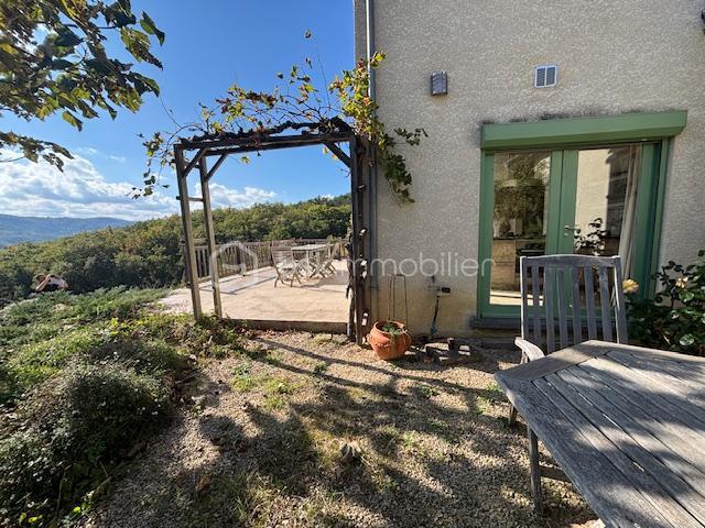 Propriété - 150 m² - 7 pièces