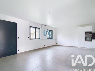 Maison de ville - 90 m² - 4 pièces