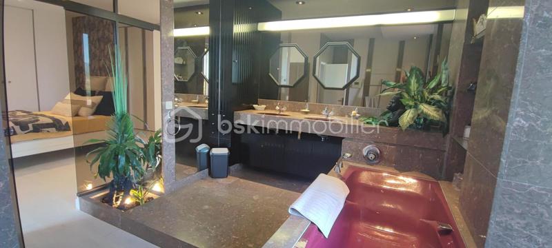 Maison en pierre - 180 m² - 7 pièces