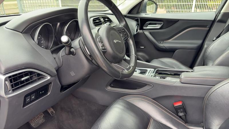 Jaguar F-Pace 2.0 d 180 Bva Prestige