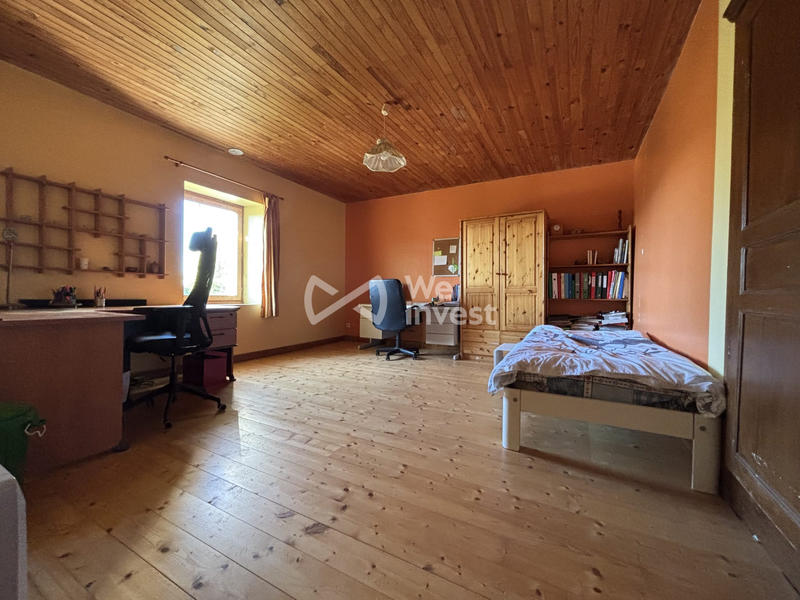 Maison - 300 m² - 9 pièces