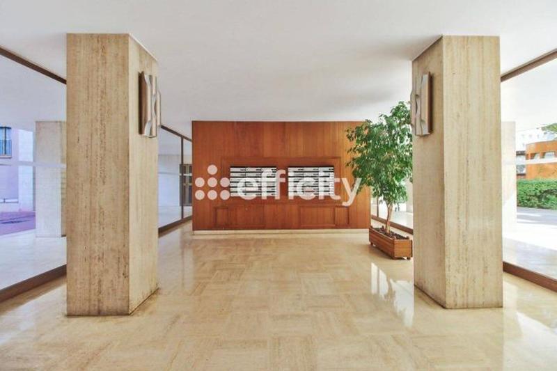 Appartement - 77 m² - 4 pièces