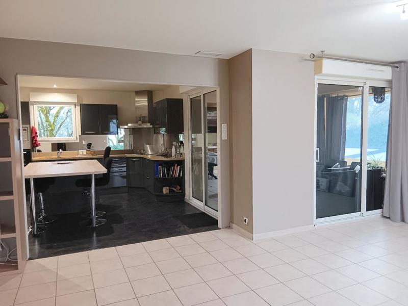 Maison - 215 m² - 6 pièces