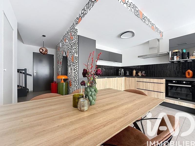 Appartement - 96 m² - 5 pièces