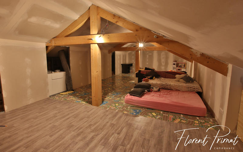 Maison - 107 m² - 5 pièces