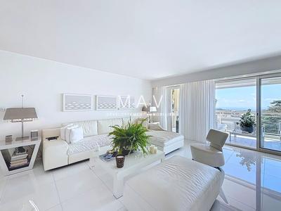 Appartement - 123 m² - 4 pièces