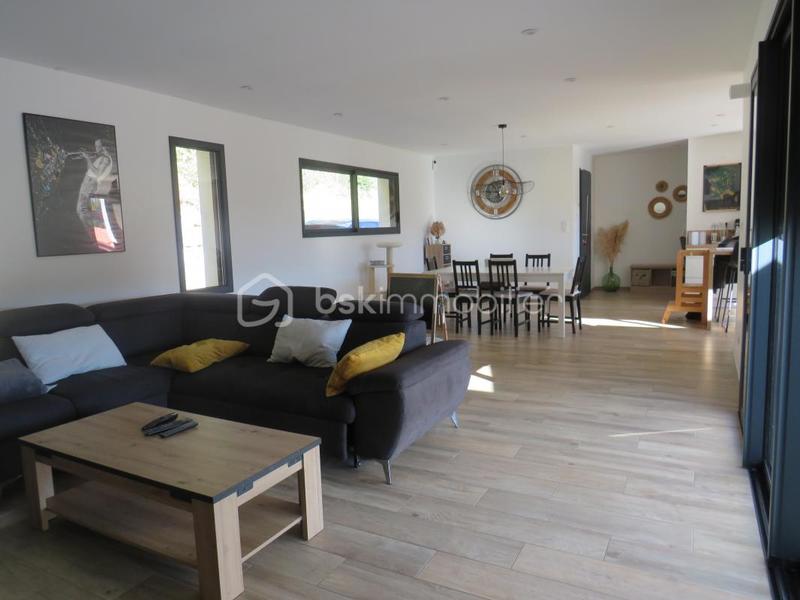 Maison - 135 m² - 4 pièces