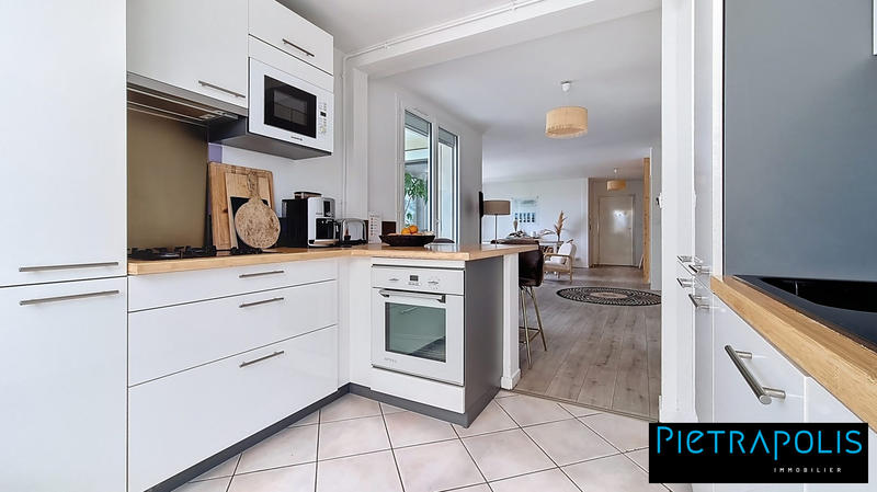 Appartement - 109 m² - 5 pièces