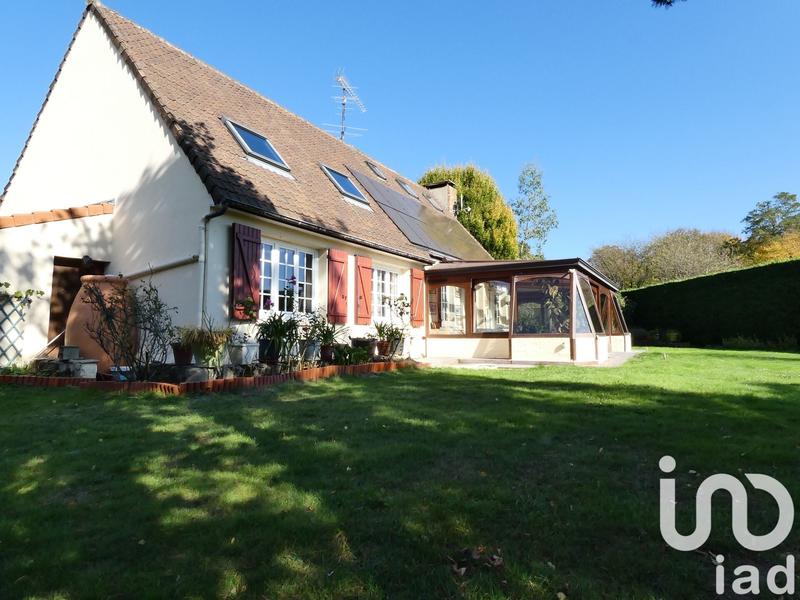 Maison - 203 m² - 9 pièces