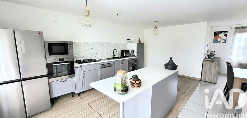 Maison - 97 m² - 4 pièces