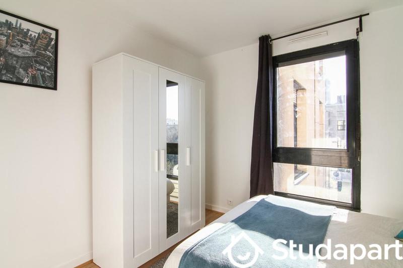 Chambre - 10 m² - 1 pièce