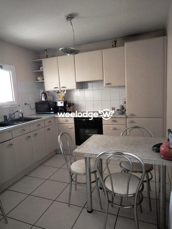 Appartement - 80 m² - 4 pièces