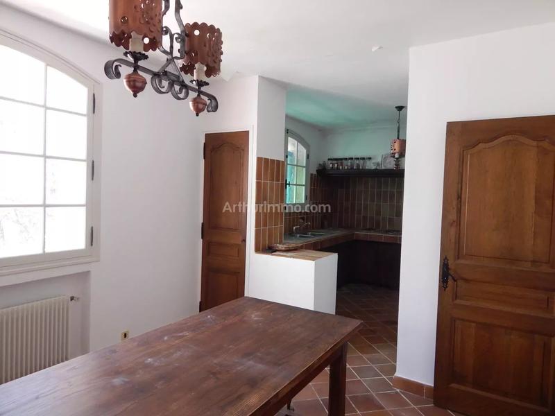 Maison - 225 m² - 7 pièces