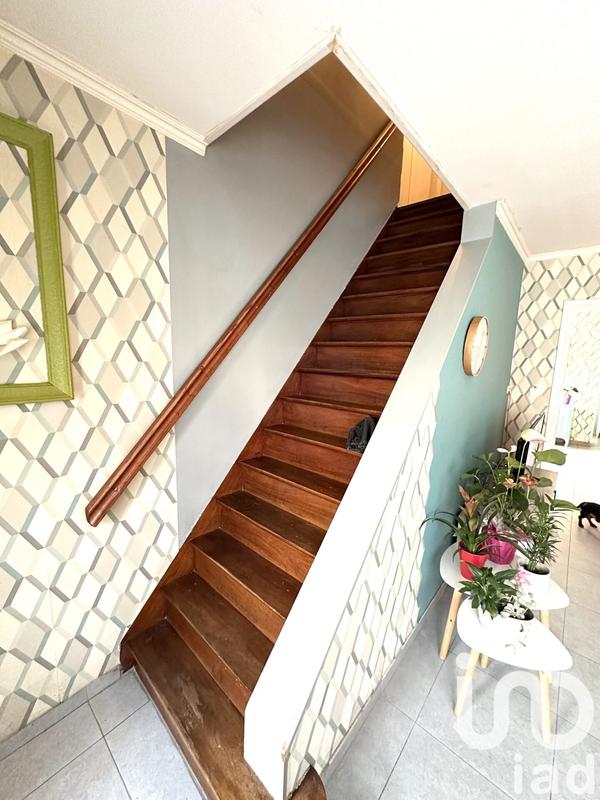 Maison - 92 m² - 5 pièces