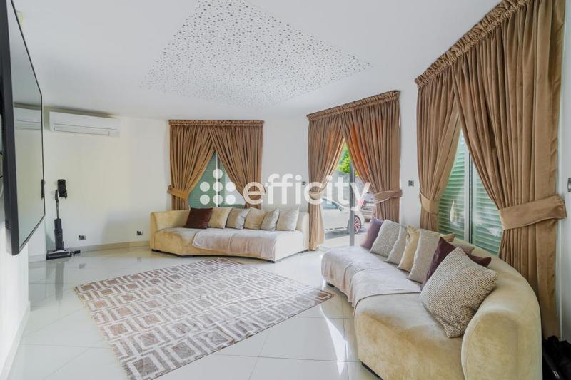 Maison - 110 m² - 3 pièces