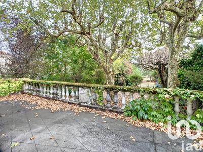 Maison de village - 225 m² - 10 pièces