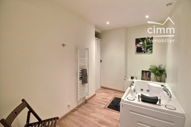 Fonds de commerce - 62 m²