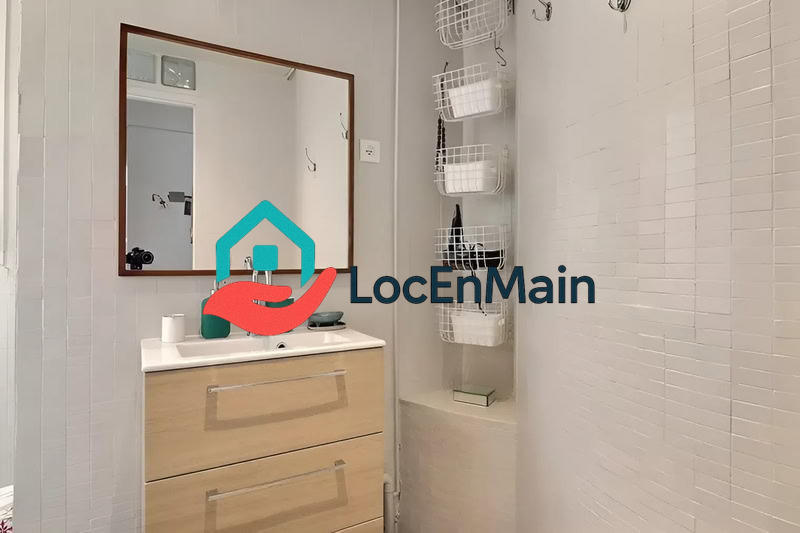 Studio - 28 m² - 1 pièce