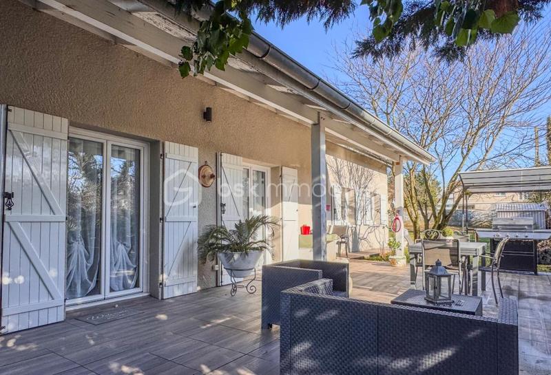 Maison - 110 m² - 4 pièces