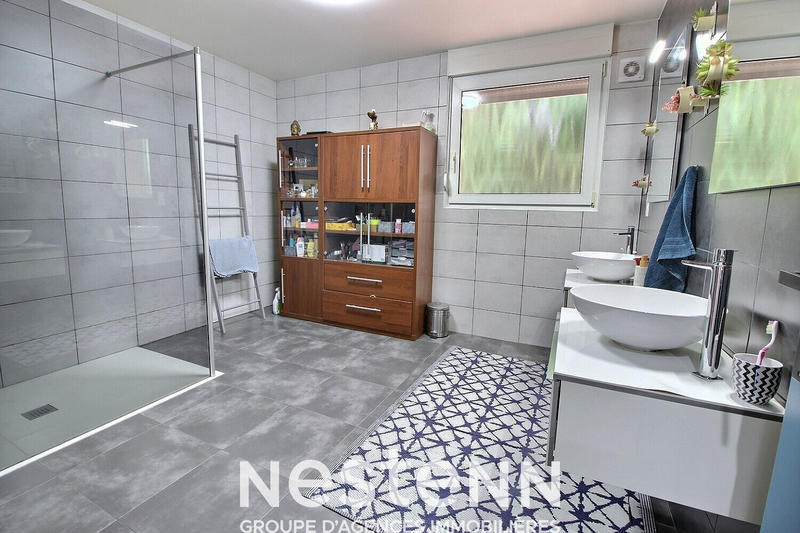 Maison - 142 m² - 5 pièces