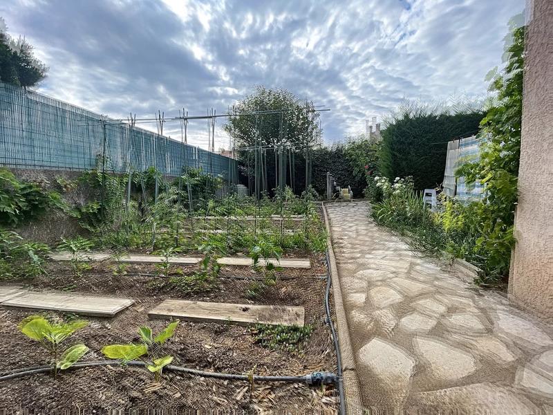 Villa - 137 m² - 4 pièces